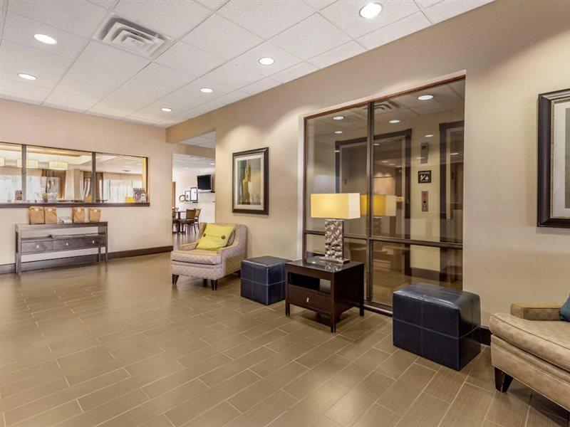 Wingate By Wyndham Buckhannon Exterior photo